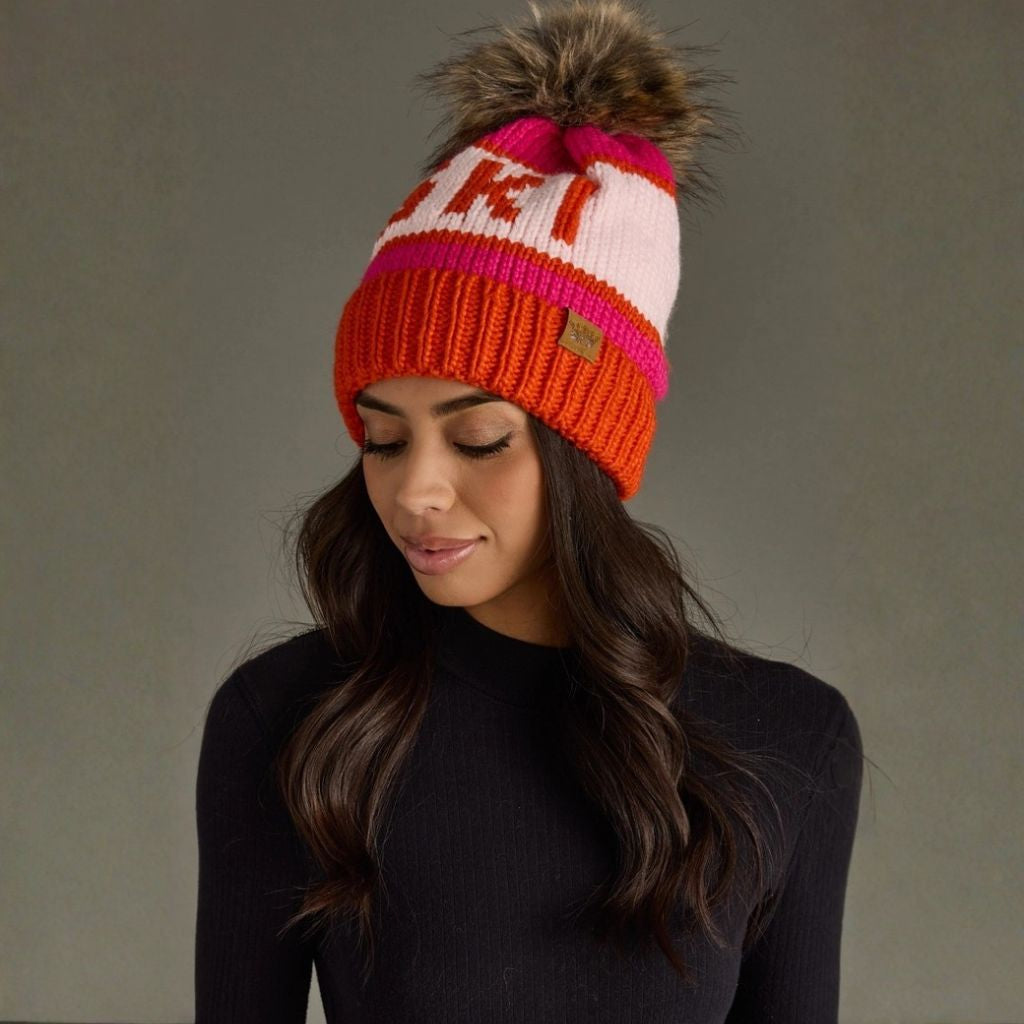 Ski muts roze rood zijkant
