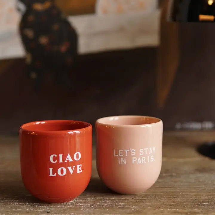 Koffiemok Parijs naast Ciao Love-mok Italië