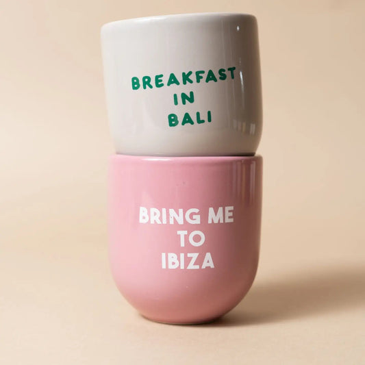 ibiza en bali koffiemok gestapeld