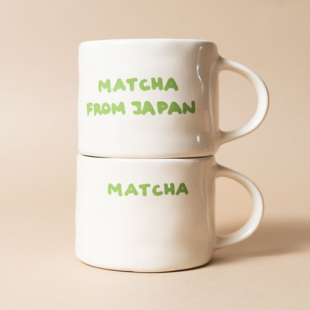 gestapelde matcha from japan koffiebekers
