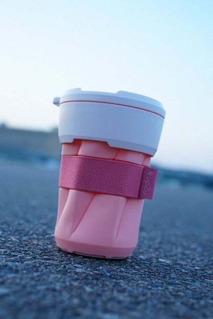 travelmug foldable on floor